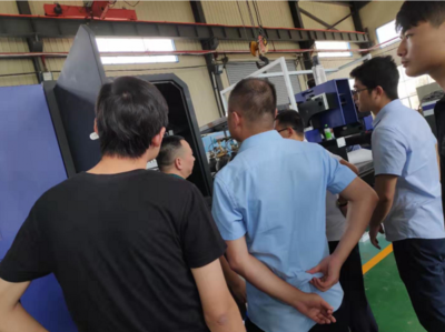 吉利商用汽車實地考察瑞爾多激光切割機廠，深化網(wǎng)絡信息技術開發(fā)合作